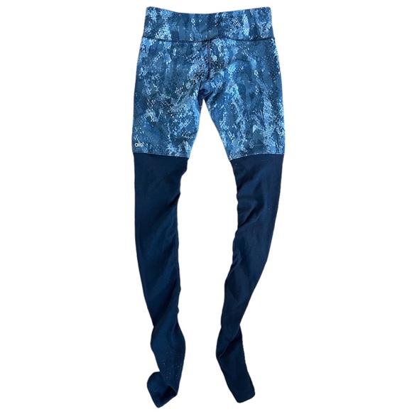 ALO Yoga Goddess Leggings Black Python Snake
Print Ribbed Leg Warmer small - Picture 3 of 6